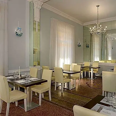 Grazia 2* Viareggio