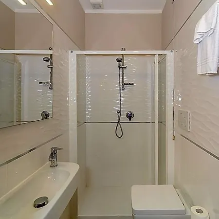 Grazia Hotel 2*