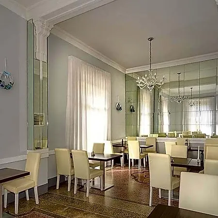Grazia 2* Viareggio