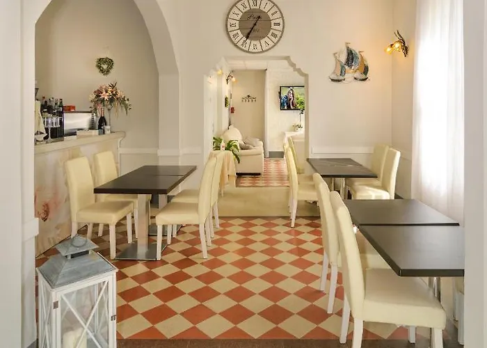 Grazia Отель Виареджо